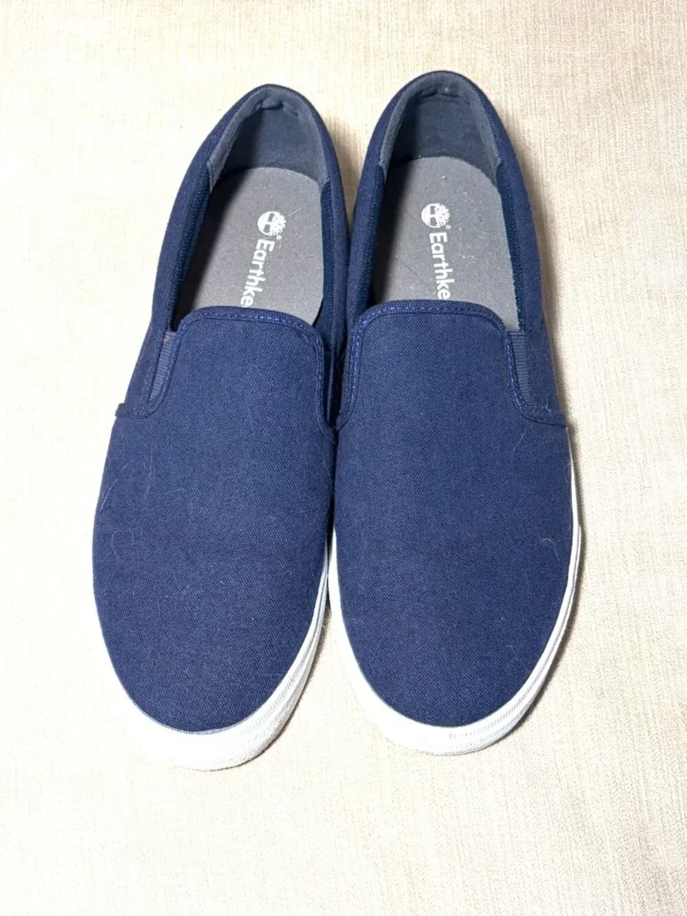 Timberland canvas shoes 10.5 navy slip on